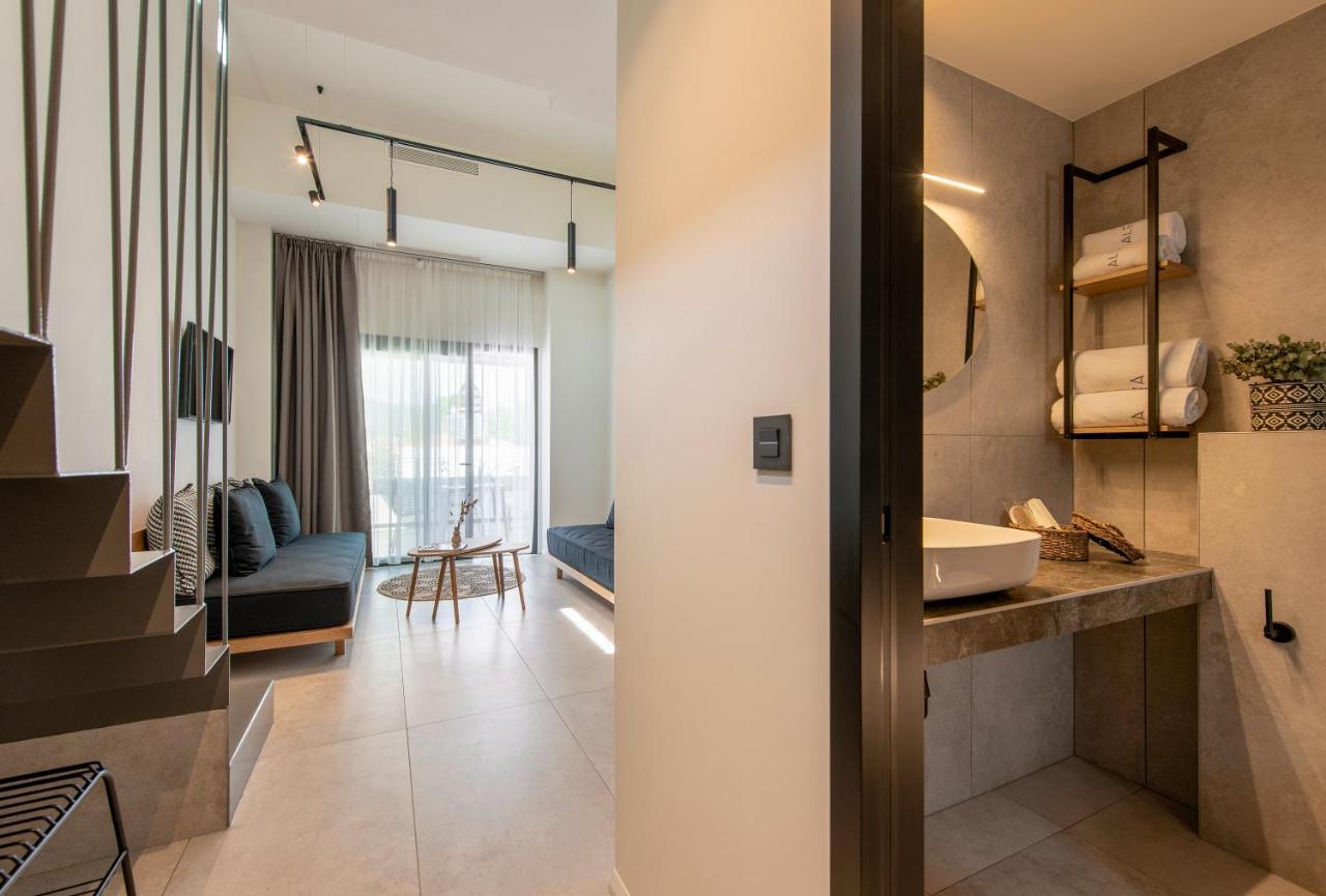 Alea Suites -Adults Only And Kids 14 Plus Аспровалта Екстериор снимка